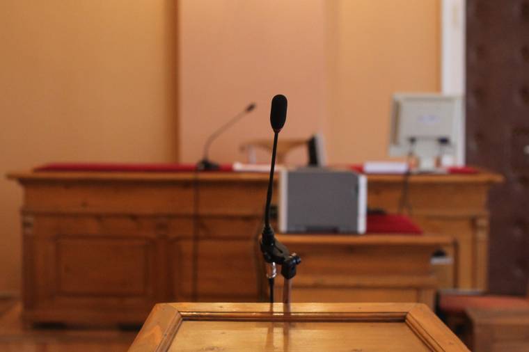 Négy tanút hallgattak meg P. B.-ék ügyében
