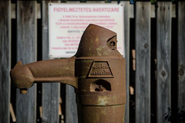 Amik az EU-s csatlakozáshoz kellettek, de már alig használják
