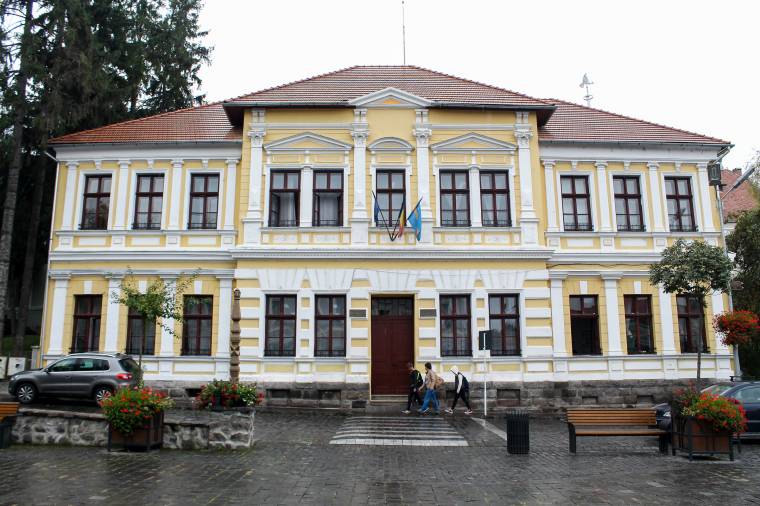 Nem szűnik meg a Peda jogi státusza
