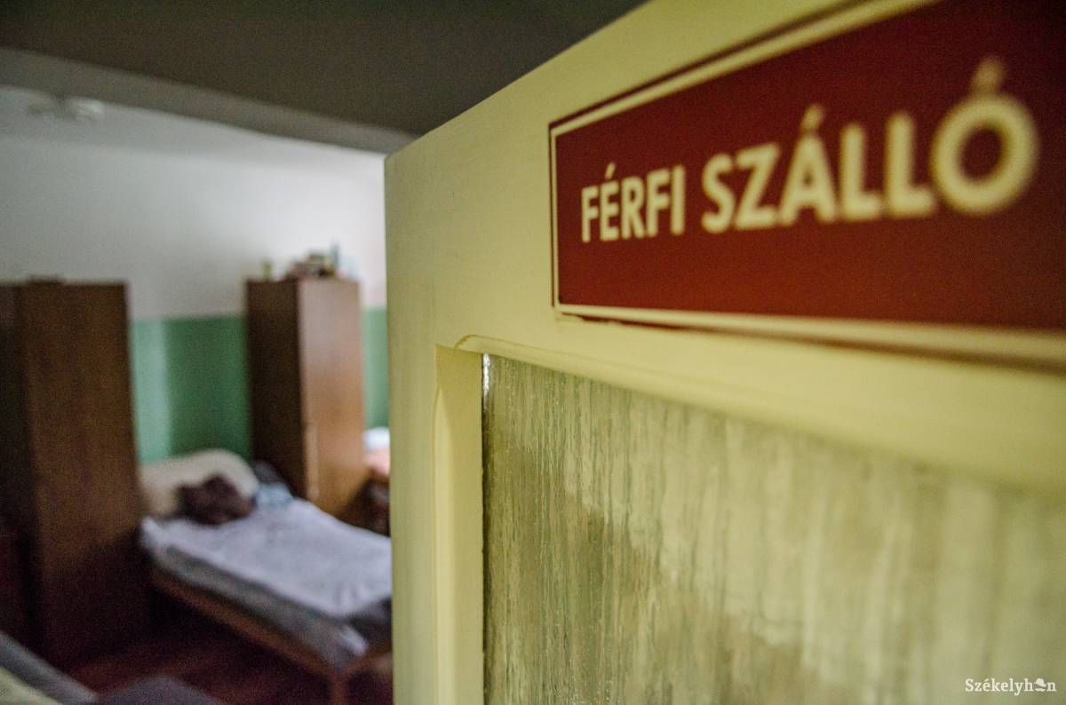 Alapvető szabályok vannak az éjszakai menhelyen, amiket kötelező betartaniuk a hajléktalanoknak. Végzetes döntések. Képünk illusztráció •  Fotó: Barabás Ákos