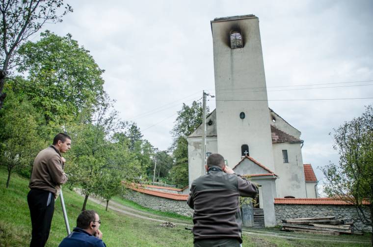 Összefognak az atyhai plébániatemplom újjáépítéséért