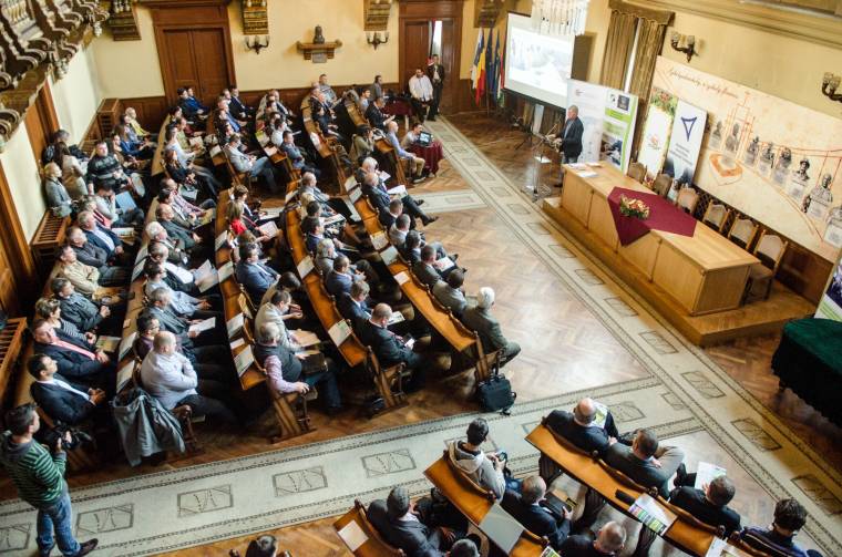 Aki nem halad, lemarad – konferencia az összes fejlődni akaró vállalkozónak