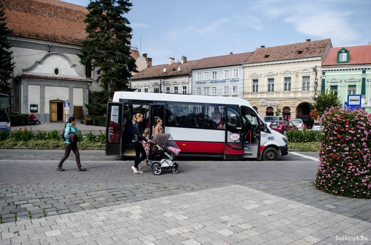 Jogsival ingyen lehet használni pénteken az udvarhelyi buszjáratokat. Archív •  Fotó: Barabás Ákos