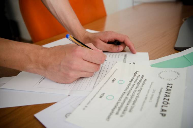 Erdélyi a legtöbb levélszavazat – tévedés az „anyja neve” miatt