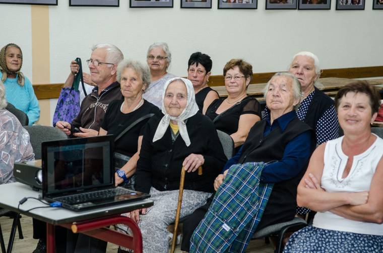 Jóváhagyta Johannis a nyugdíjasok részleges adómentességét