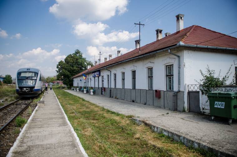 Romos állomások a Kék Nyíl vonalán
