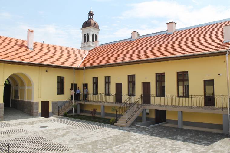 Költözés csak polgármesteri jóváhagyás után