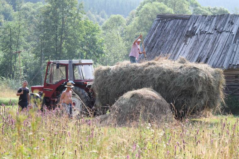 Növelte a kormány a gázolajár-támogatás keretét