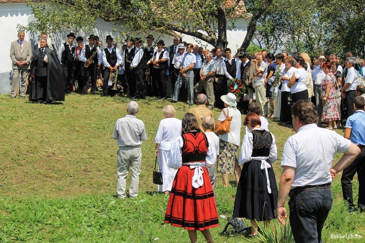 &bullet;  Fotó: Pál Árpád