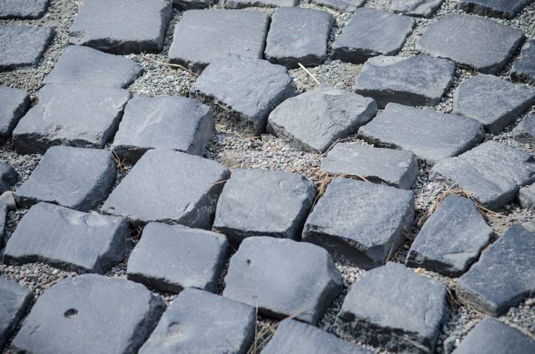 Teljes útlezárás az egyik udvarhelyi utcában