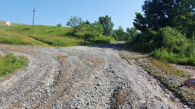 Utat rongált meg, háztartásokba folyt be a víz Homoródalmáson