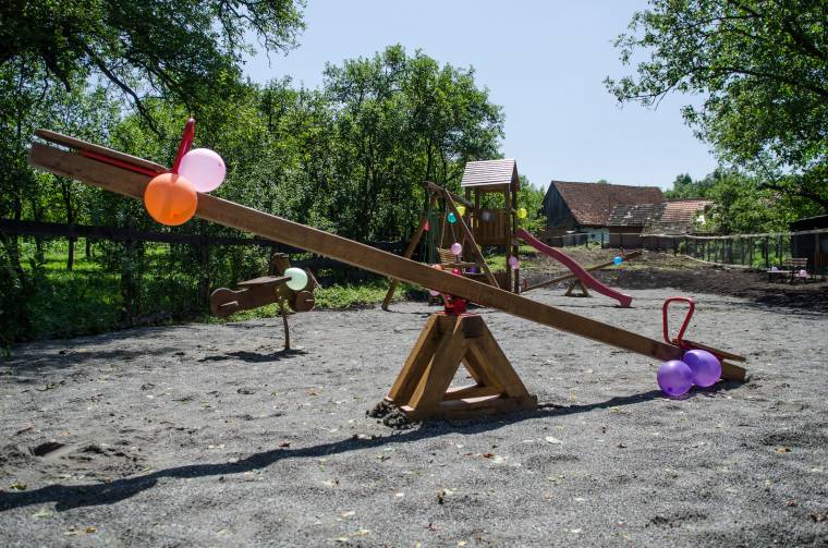 Egy határidő és egy célösszeg – ha megvan, játszóteret építhetnek Városfalván