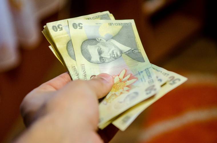 Tervezet: 1900 lejre nőne januártól a bruttó minimálbér