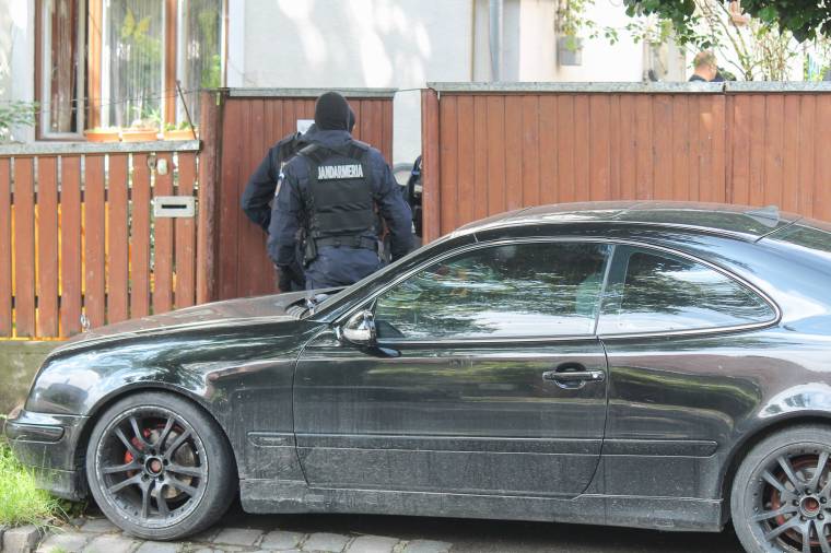 Házkutást tartottak Kisikland polgármesterénél