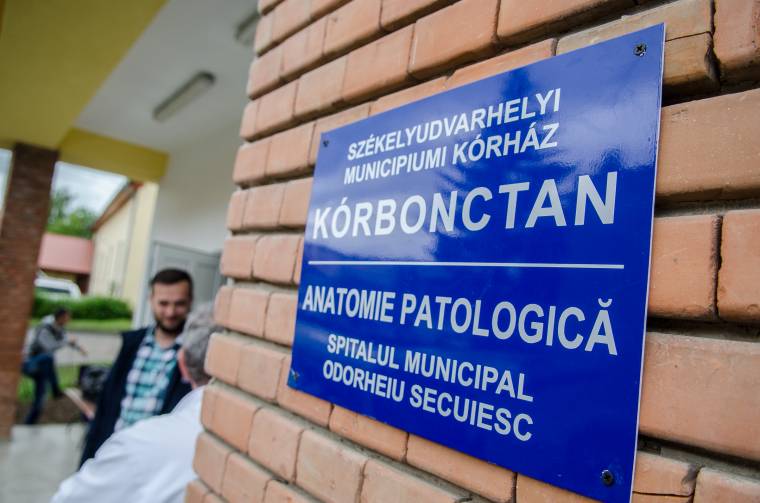 Székelyföldi románok civil fóruma: a kisebbségi nyelvhasználat az egészségügyben fölösleges luxus