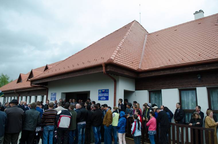 Multifunkcionális közösségi központ másfél millió lejből, másfél év alatt