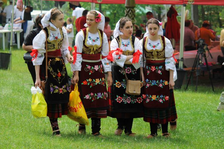 Barátságra buzdító fesztivál Szejkén