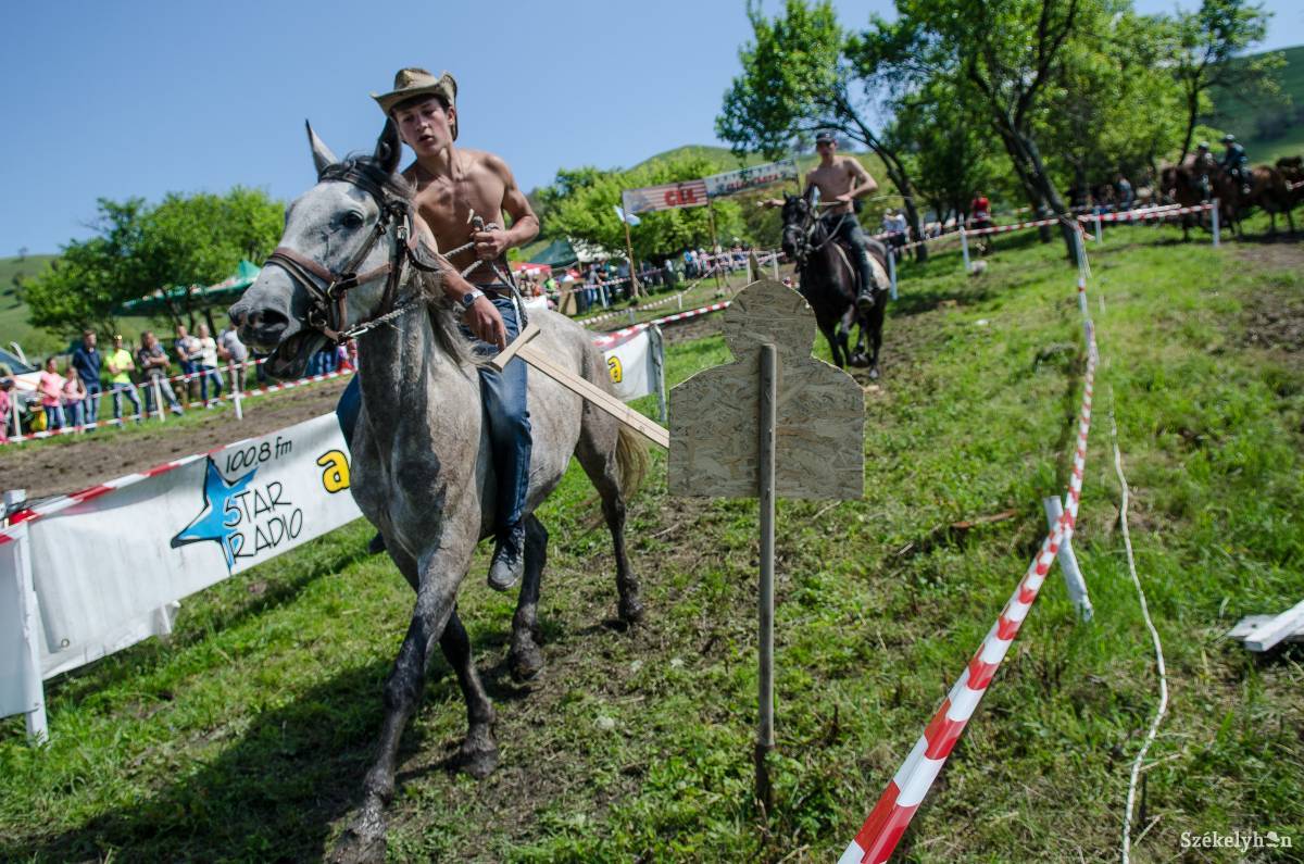 &bullet;  Fotó: Barabás Ákos