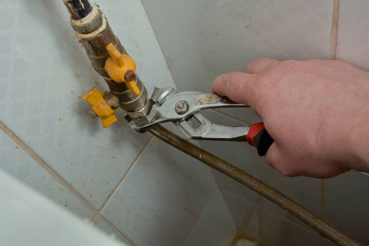 Robbanásveszélyesek a flexibilis gázcsövek