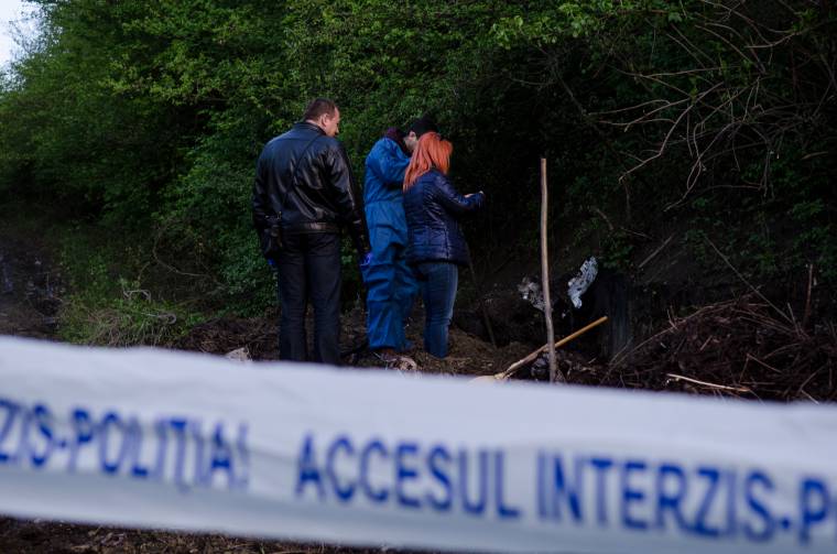 Kaszával és bicskával gyilkolt a tizenöt éves fiú