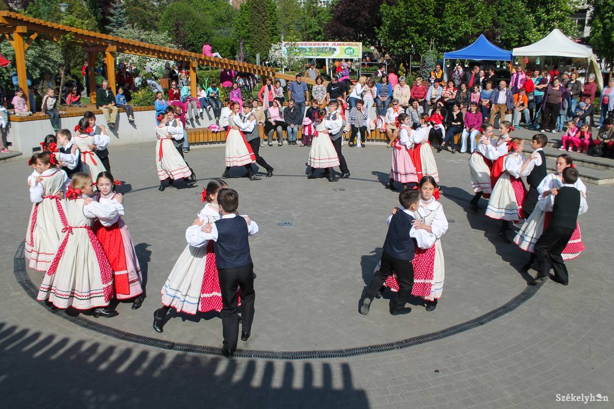 &bullet;  Fotó: Pál Árpád