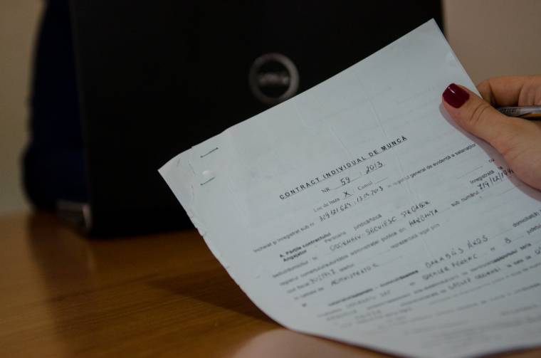 Már egymillió fölött jár a kényszerszabadságra küldött romániai munkavállalók száma