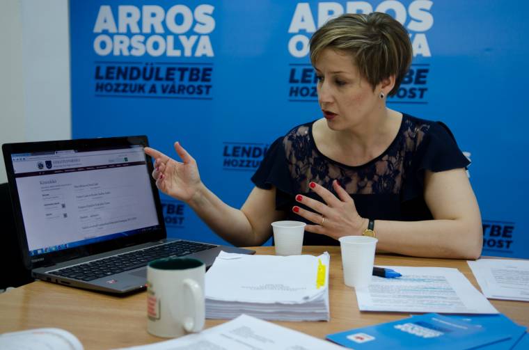 Arros szerint titkolózik az udvarhelyi városháza