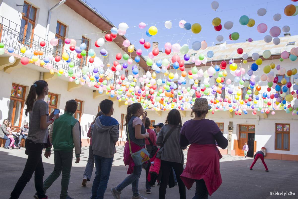 &bullet;  Fotó: Dávid Anna Júlia