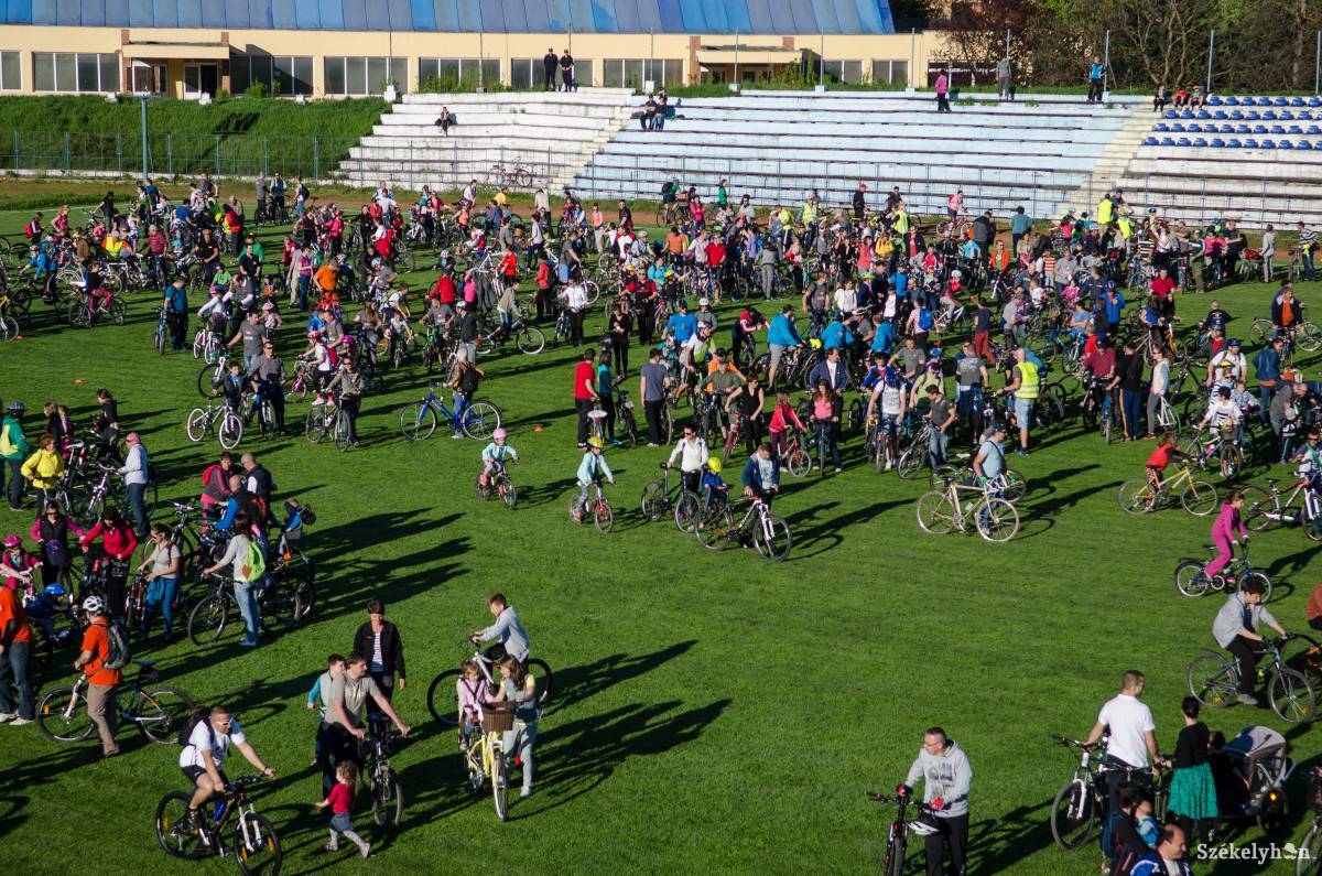 &bullet;  Fotó: Barabás Ákos