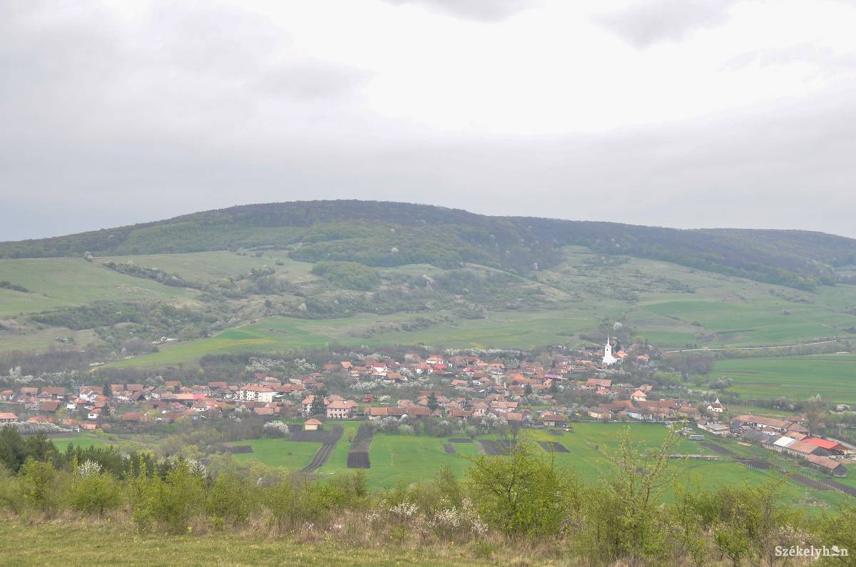 Nyolc falut fog össze Kányád község •  Fotó: Mihály Csaba