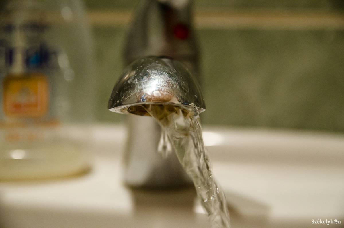A fagyálló folyadék vélhetően a hőközpont ellenőrzésekor került be az ivóvízvezetékbe. Illusztráció •  Fotó: Barabás Ákos