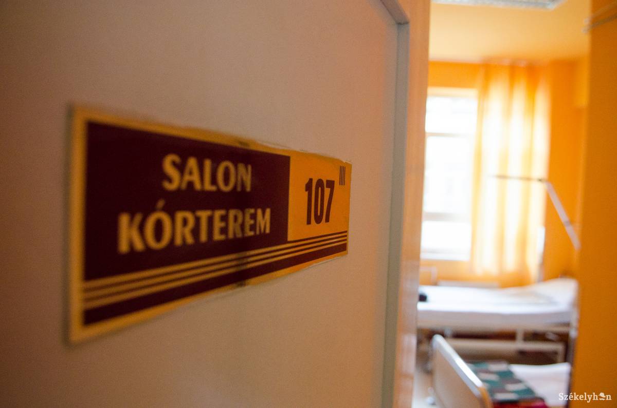 Az RMDSZ szerint felemásra sikeredett az egészségügyi törvény módosítása •  Fotó: Barabás Ákos