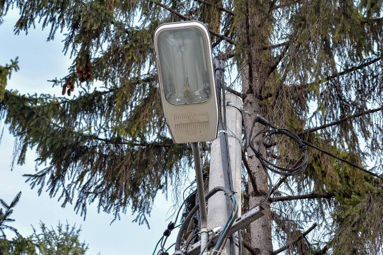 Közvilágítási hibaelhárító éjjel-nappal
