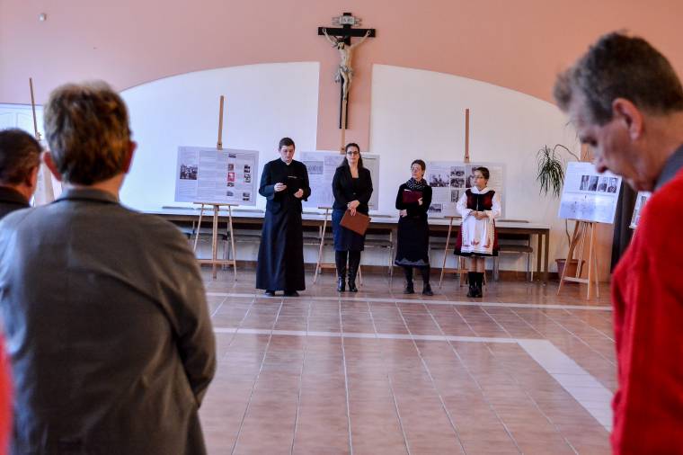 Dokumentációs tárlat nyílt Márton Áron életéről Székelyudvarhelyen