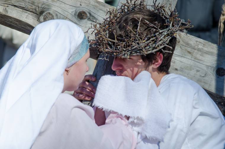 Perkőn virágvasárnap szabadtéri passiójátékot adnak elő