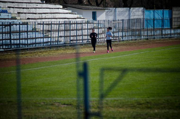 Vége a szaladókártyás rendszernek Székelyudvarhelyen – pályáztak a sportpálya felújítására