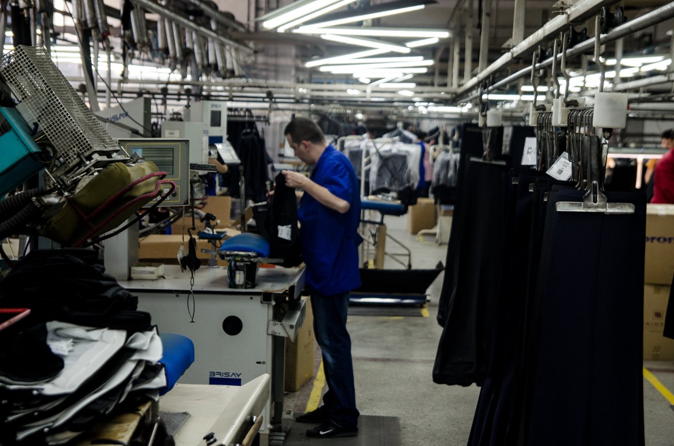 Újabb tömeges leépítés, ezúttal a csíkszeredai textiliparban