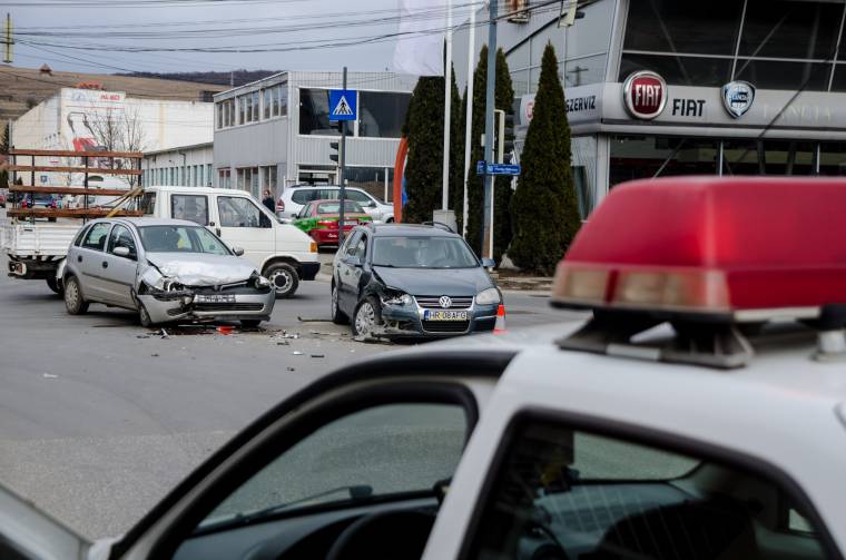 Két autó ütközött össze Udvarhelyen