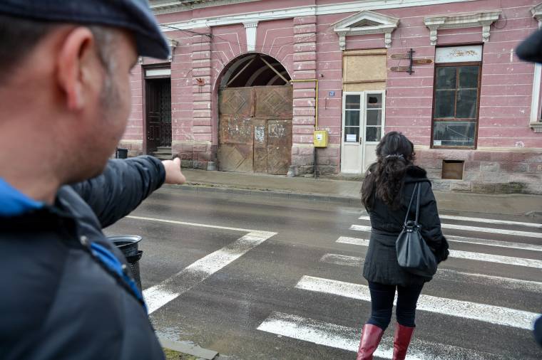 A kivitelező csak a terveket követte a falazásnál