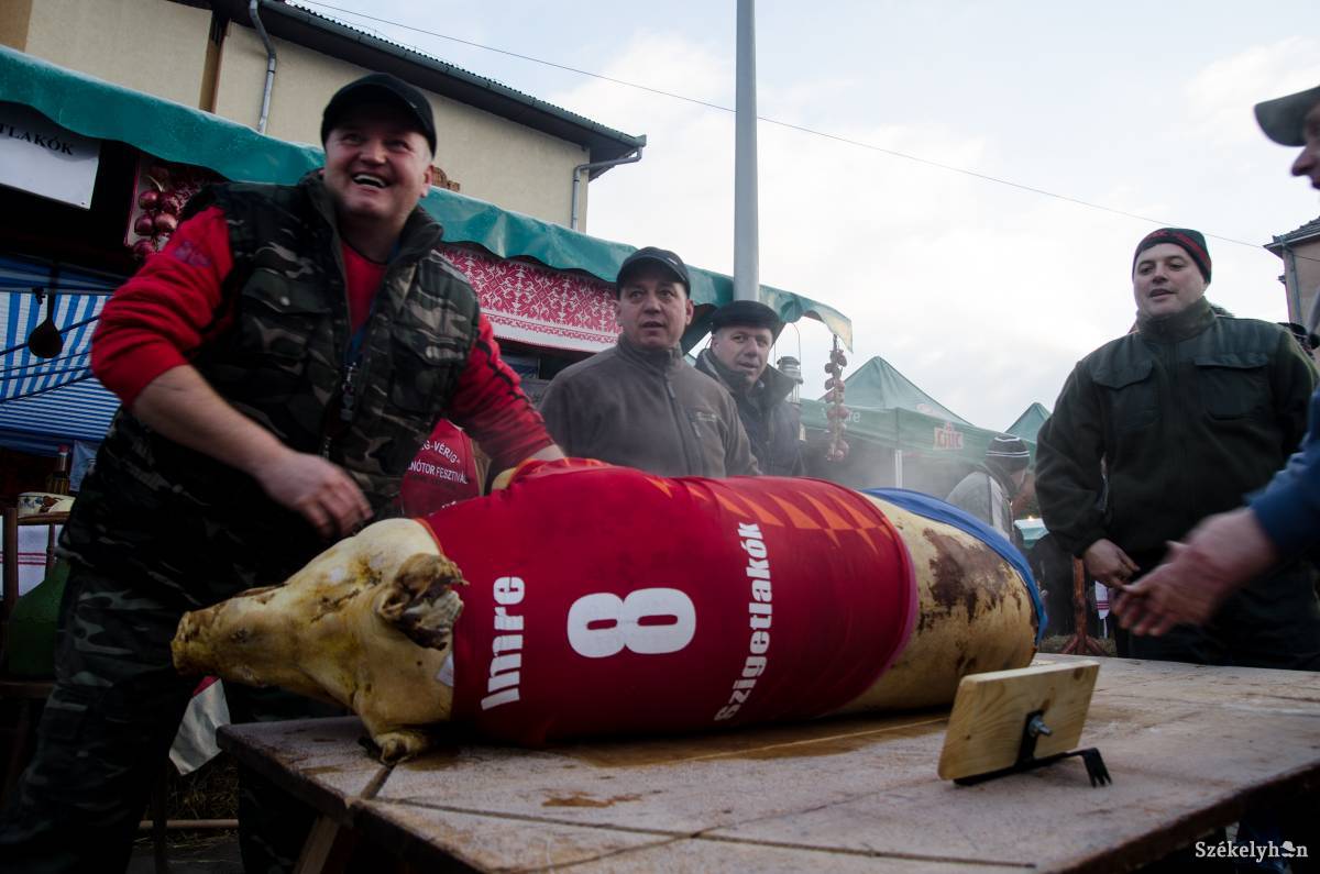 &bullet;  Fotó: Barabás Ákos