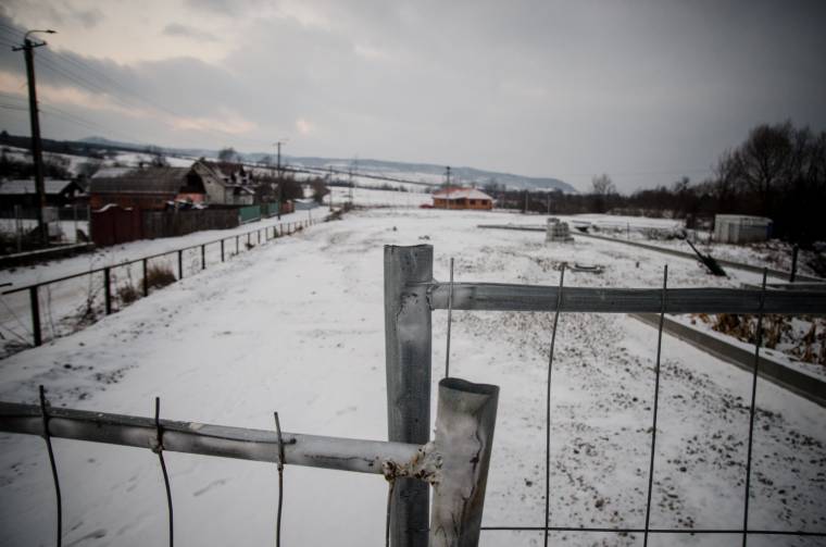 Nem az eredetileg kijelölt területen épül meg a hulladéktömörítő