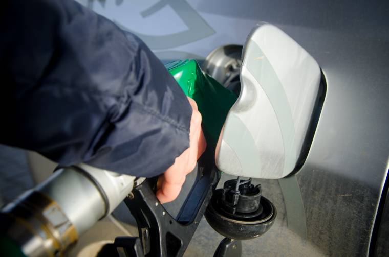 Eltérő trendeken: ma már drágább a benzin, mint a gázolaj a piacvezető Petromnál
