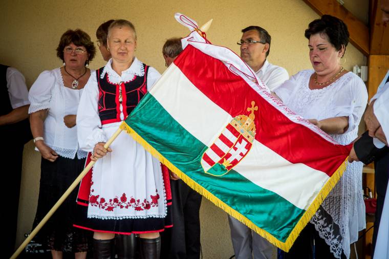 Kenyér- és barátságünnepre gyűltek össze