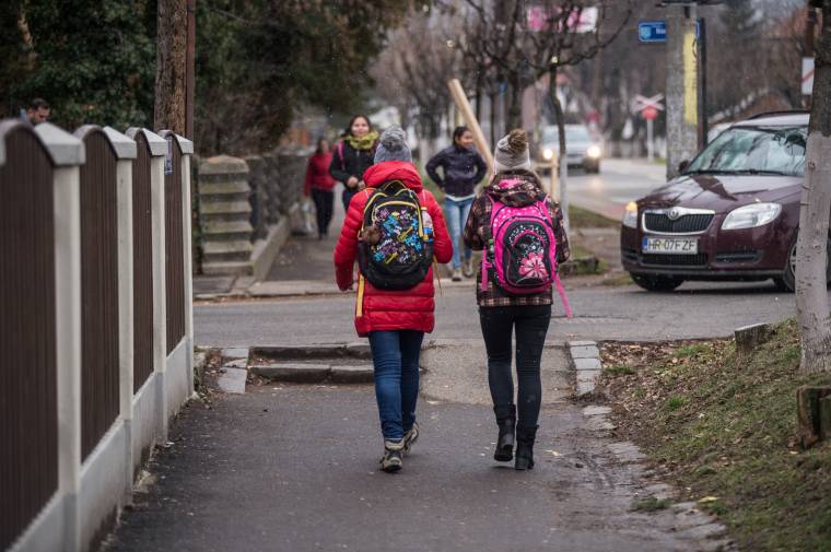 Tanügyminiszter: lassan nemzetbiztonsági üggyé válik az oktatás, kegyelemdöfést adhat a járvány