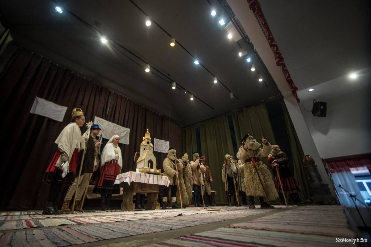 &bullet;  Fotó: Barabás Ákos