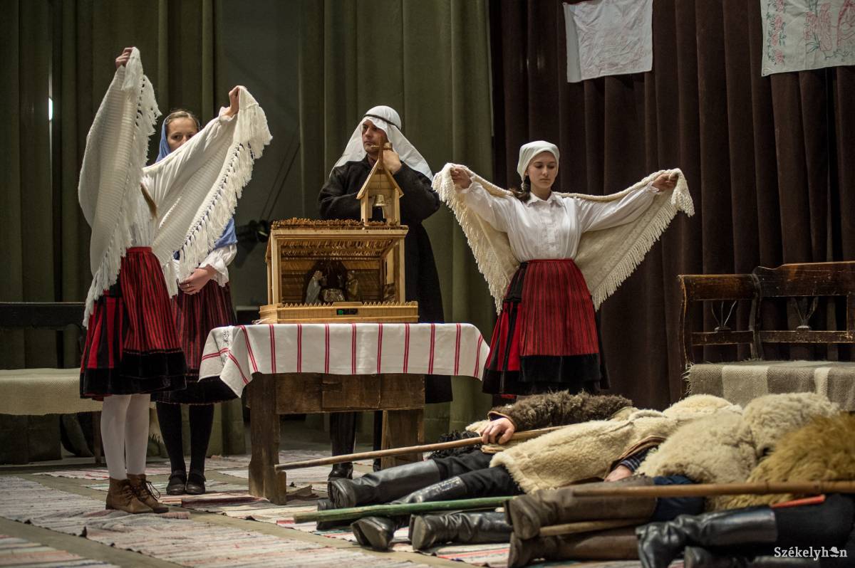 &bullet;  Fotó: Barabás Ákos