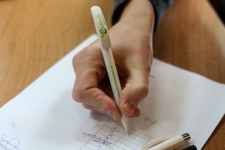 Egymillió aláírás gyűlt össze a büntetőügyesek nélküli közéletet kampány során
