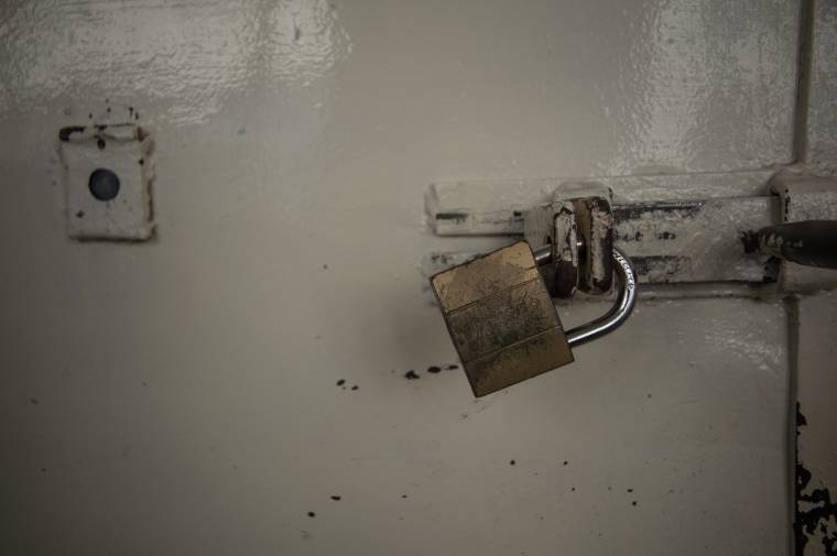 Fejszével ölte meg várandós élettársát, életfogytiglant kapott