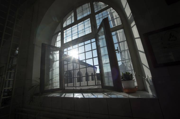 Emberek a rácsos ablakok mögött – börtönpasztoráció lelkészszemmel