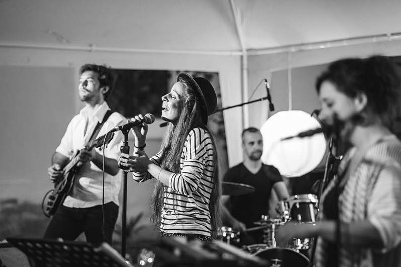 Koszika & The HotShots •  Fotó: Bereczky Sándor/Vásárhelyi Forgatag • Forrás: Facebook